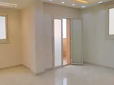 عقارات للبيع في المجاورة الاولى، الحي الثامن، 189 متر