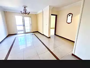 شقق للبيع في شارع أبو قير - طريق الحرية، جناكليس، 135 متر