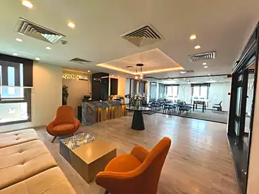 in Northern 90th St., 90th Street, 550 sqm