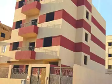 Building For sale in Hai El Banafsg - Sixth Neighborhood, Badr City, 276 sqm