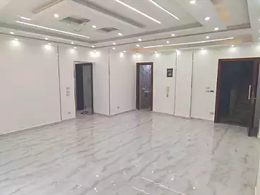 Apartments For sale in Gamal Abdel Nasser St., Miami, 160 sqm