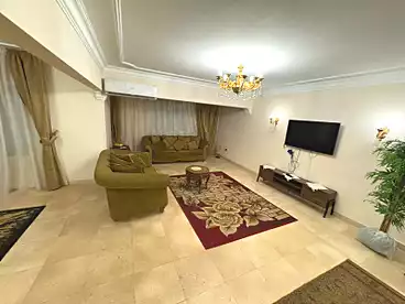 شقق للإيجار في شارع البطراوي، المنطقة الأولى، 300 متر