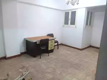 إداري للإيجار في شارع العشرين، فيصل، 300 متر