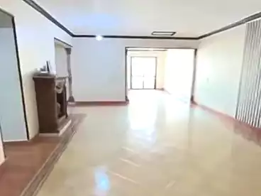 Apartments For sale in Ibn El Hakam Sq, Helmeyat El Zaytoun, 197 sqm