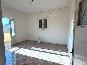 Apartments For sale in Mostafa Fahmy St., Helwan, 165 sqm