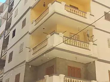 عقارات للبيع في شارع حسني مبارك، أبو يوسف، 150 متر
