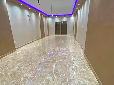 شقق للإيجار في شارع المجزر الالي، اللبيني، 200 متر