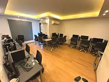 في ريحانة بلازا - مرشدي جروب، كمبوند بالمعادي، 170 متر
