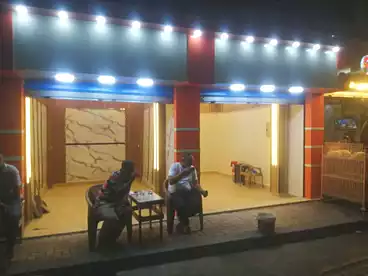 تجاري للبيع في الحضره الجديده، الحضرة، 219 متر