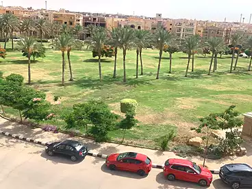 شقق للإيجار في احمد عكاشة، شارع د، 300 متر