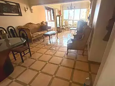 شقق للبيع في شارع قنال المحمودية البحري، محرم بك، 110 متر