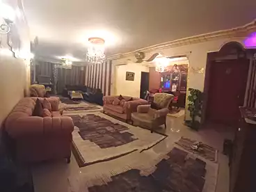 شقق للبيع في محرم بك، الاسكندرية، 165 متر
