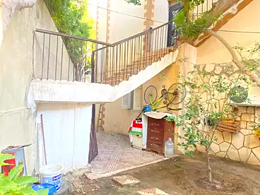 فلل للبيع في شارع الحنفية، البيطاش، 165 متر