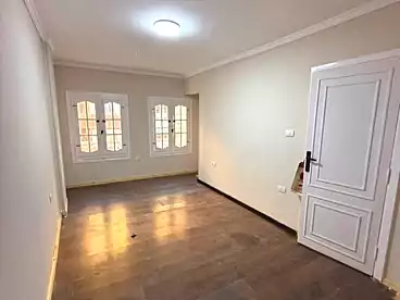 Apartments For sale in Khesro Basha St., Helwan El Sharkeya, 170 sqm