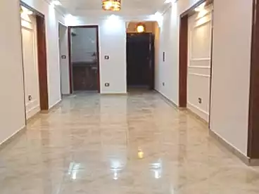 شقق للبيع في شارع محمود العيسوي، ميامي، 100 متر