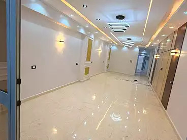 شقق للبيع في شارع الخمسين، النزهة 2، 140 متر