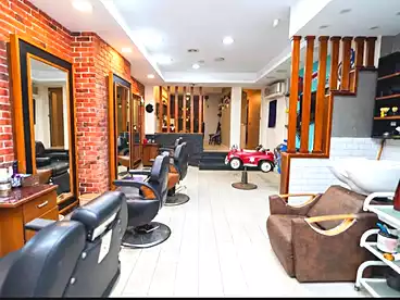 Commercial For sale in El Mandara Bahri, El Mandara, 100 sqm