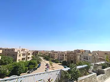 شقق للبيع في شارع البستان، المجاوره الأولى، 300 متر