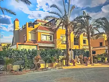Villas For sale in Elan - Sarai Compound, Sarai Compound - Madinet Masr, 239 sqm