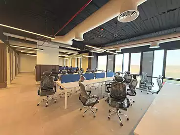 إداري للإيجار في شارع التسعين الشمالي، شارع التسعين، 1400 متر