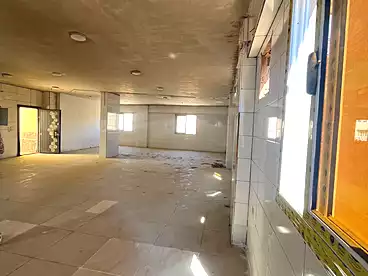 Factory For rent in Industrial Zone, New Cairo - 5th Settlement, 200 sqm