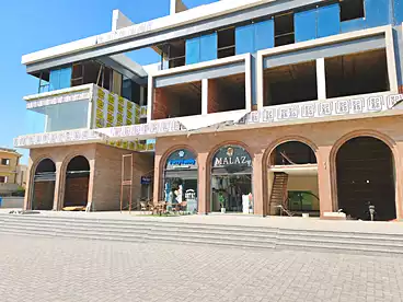 في شارع الجزيرة، المستثمرين الجنوبية، 38 متر