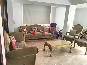 شقق للبيع في ميدان سانت فاتيما، مصر الجديدة، 200 متر