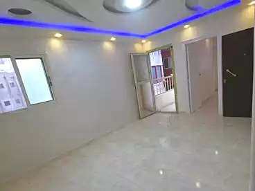 شقق للبيع في شارع محمود العيسوي، ميامي، 75 متر