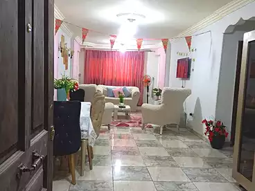 للبيع في شارع العشرين، فيصل، 150 متر