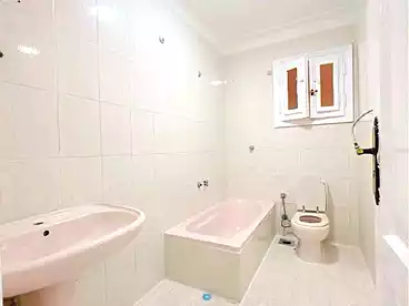 Apartments For sale in Shatee El Nakheel, Al Agamy, 100 sqm