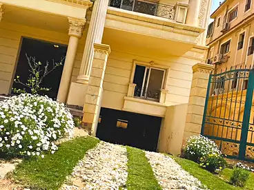 Apartments For sale in Emtedad Gharb El Golf, Gharb El Golf, 240 sqm