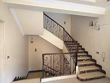 فلل للبيع في ويست جيت مول - جيتس، كمبوند في ٦ اكتوبر، 300 متر