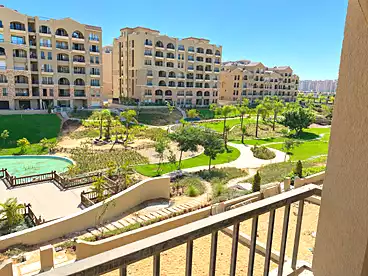 شقة بحديقة للبيع في كمبوند جرين سكوير - الاهلي صبور، كمبوند بمدينة المستقبل، 175 متر