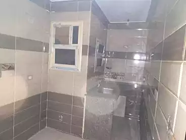 عقارات للبيع في شارع العشرين، فيصل، 140 متر
