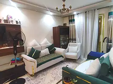 شقق للإيجار في محرم بك، الاسكندرية، 125 متر