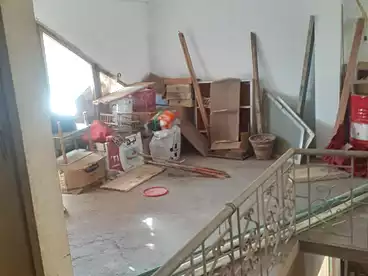 تجاري للبيع في الحي السادس، بيت الوطن، 114 متر