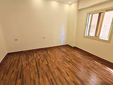 For sale in El Sheikh Salim El Bishri St., El Banafsag 6, 210 sqm