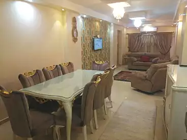 شقق للبيع في اللبيني، فيصل، 130 متر