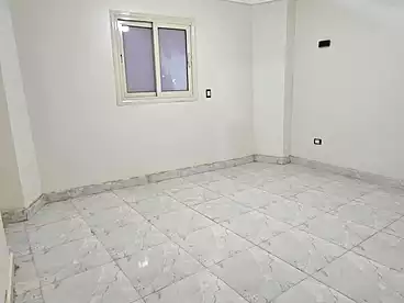 شقق للبيع في شارع الخمسين، النزهة 2، 150 متر