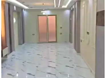 شقق للبيع في اللبيني، فيصل، 230 متر