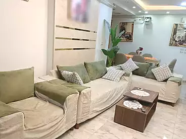 شقق للبيع في شارع المجزر الالي، اللبيني، 150 متر