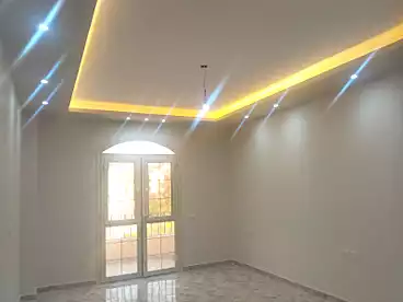 شقق للبيع في شارع 1، الحي الاول، 200 متر