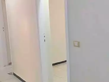 عقارات للبيع في شارع العشرين، فيصل، 120 متر