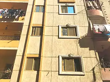 مباني للبيع في اللبيني، فيصل، 150 متر