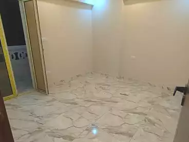 Apartments For sale in Al Mahdaoi St, El Mandara, 100 sqm
