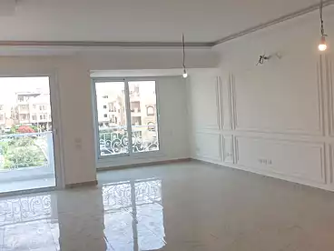 Apartments For rent in Abou Obaida Ibn El-Garah St., El Yasmeen 5, 210 sqm