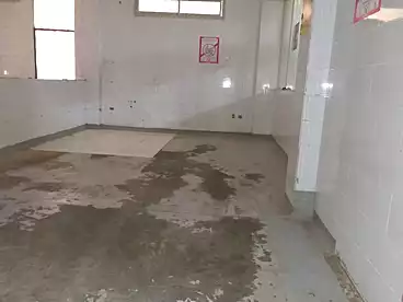 Factory For rent in Industrial Zone, New Cairo - 5th Settlement, 180 sqm