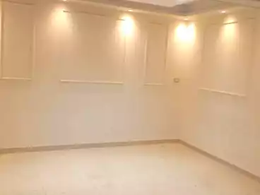 عقارات للبيع في شارع عقل باشا، سيدي بشر قبلي، 100 متر