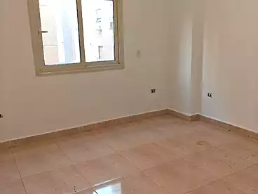 شقق للإيجار في اللوتس الجنوبيه، اللوتس، 215 متر