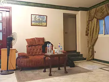 Apartments For sale in Salim Al Awal St, El Zaytoun El-Bahareya, 300 sqm